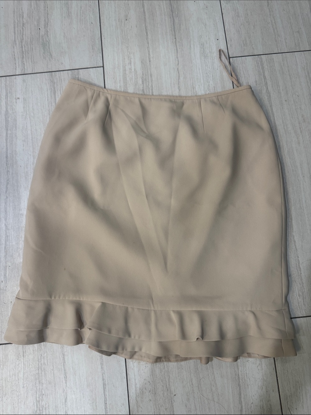 Le Suit Women's Cream Short-Sleeve Blazer with Layered Shell - Picture 10 of 12